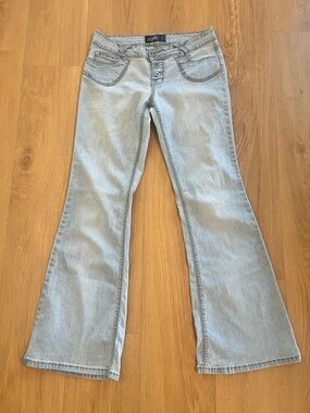 Vintage Y2K Angels Light Wash Button Fly Distressed Flared Jeans - Size 11